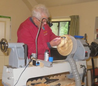 Chris Withall preparing his decorated fluted dish